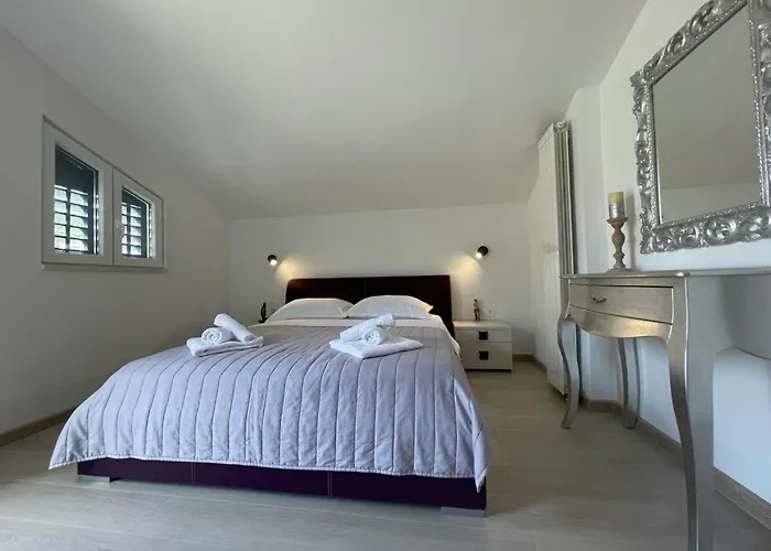 Konukevi Jadranka 4*