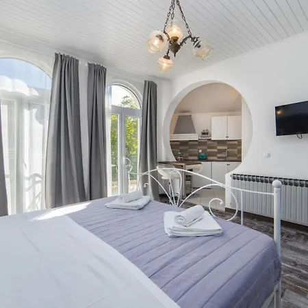 Guest house Jadranka