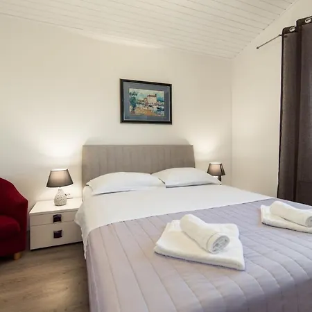 Jadranka Guest house 4*